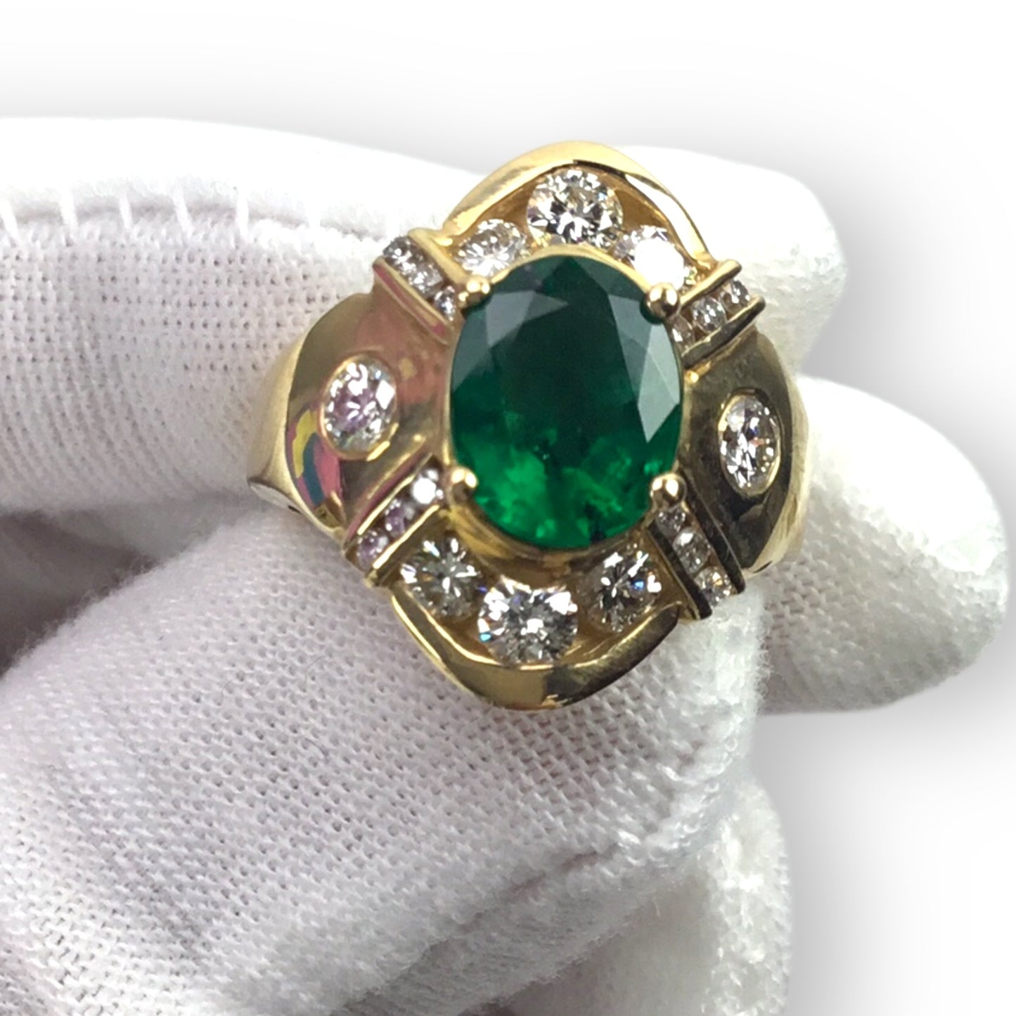 14KT Yellow Gold Ring w/ 1.65ct Emerald & 1.00ct Diamond Accents