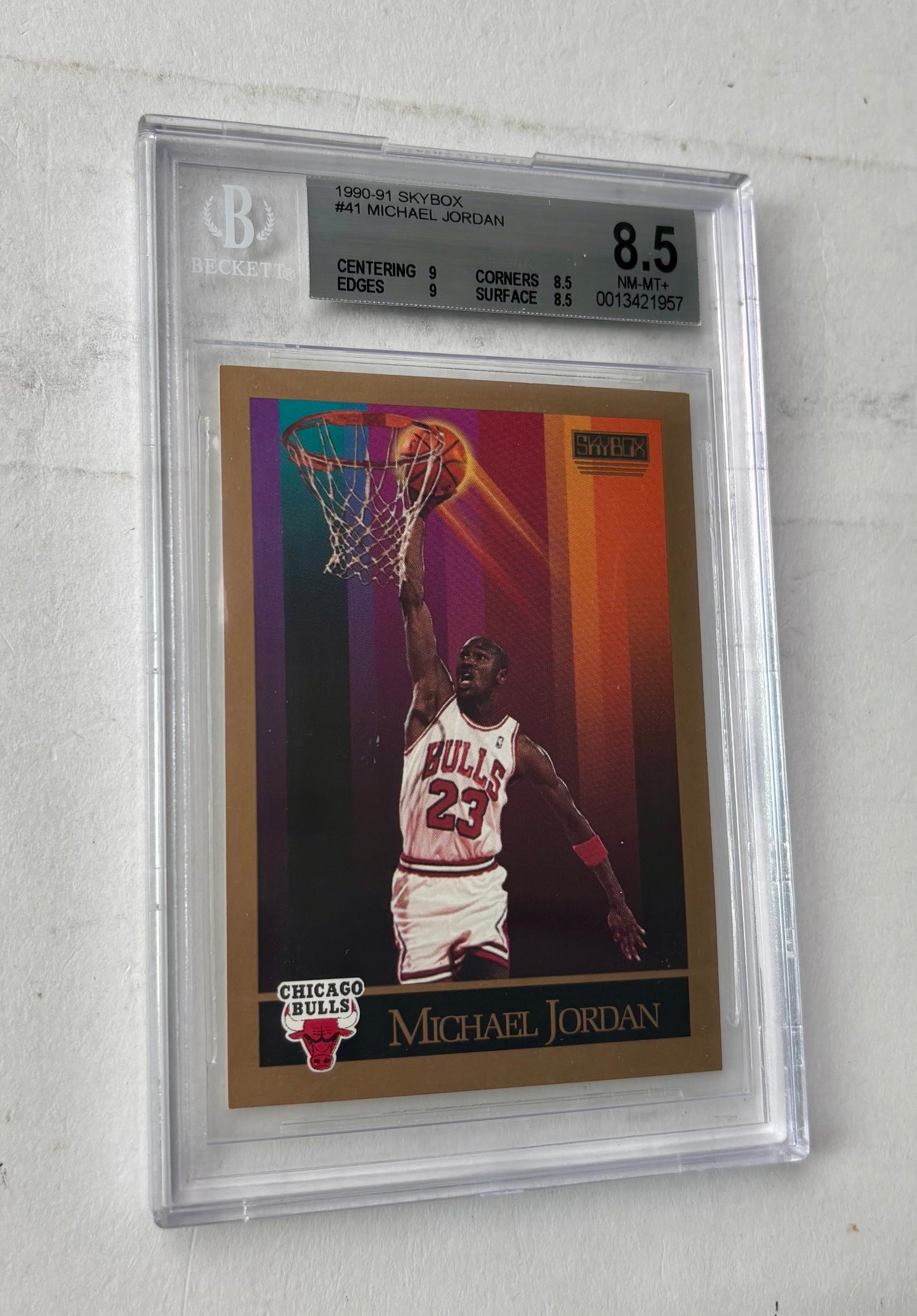 1990-91 Skybox #41 Michael Jordan BGS 8.5 NM-MT+ - 0013421957