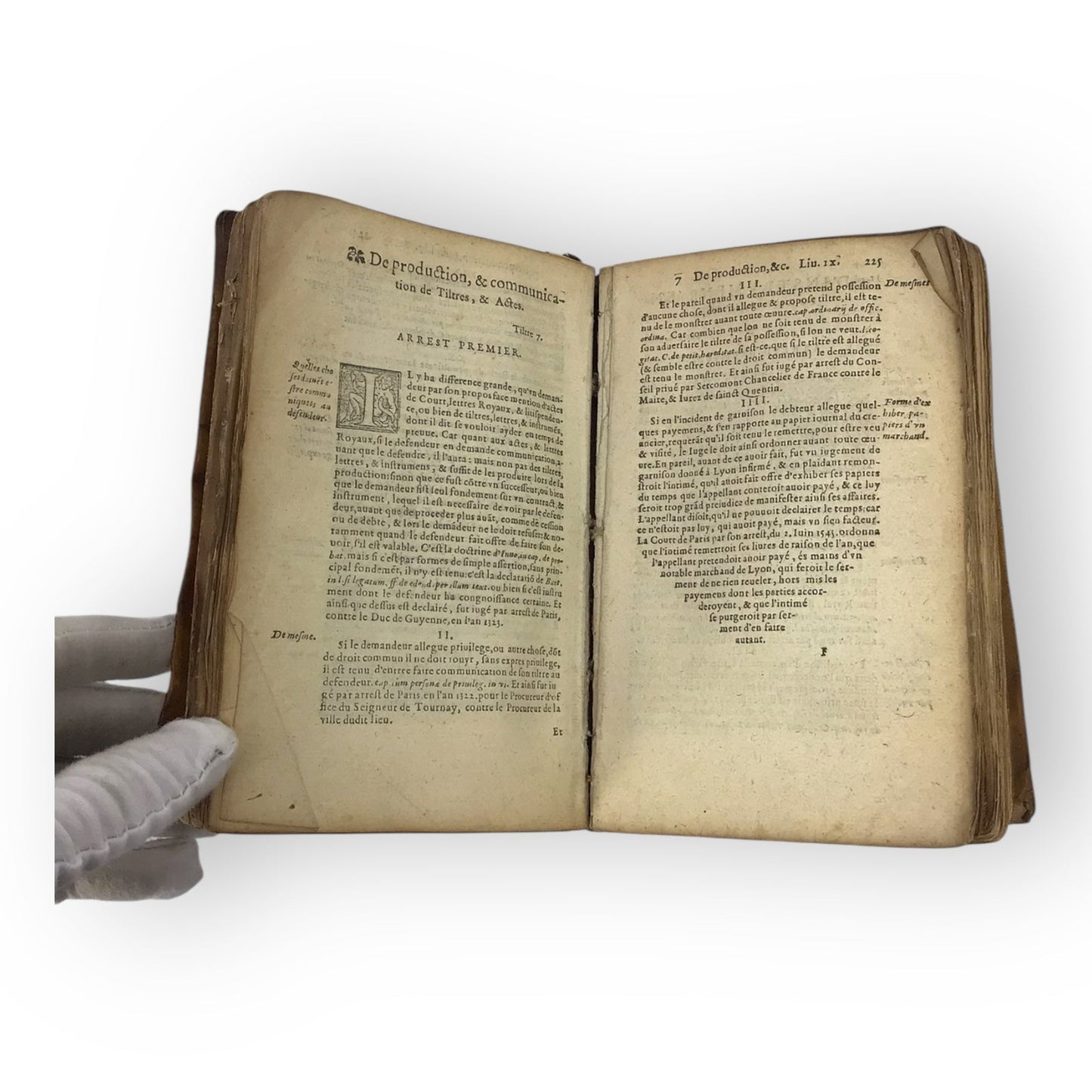 1st Edition - "D'Arrestz Notables des Courts Sovveraines de France"(Paris, 1568)