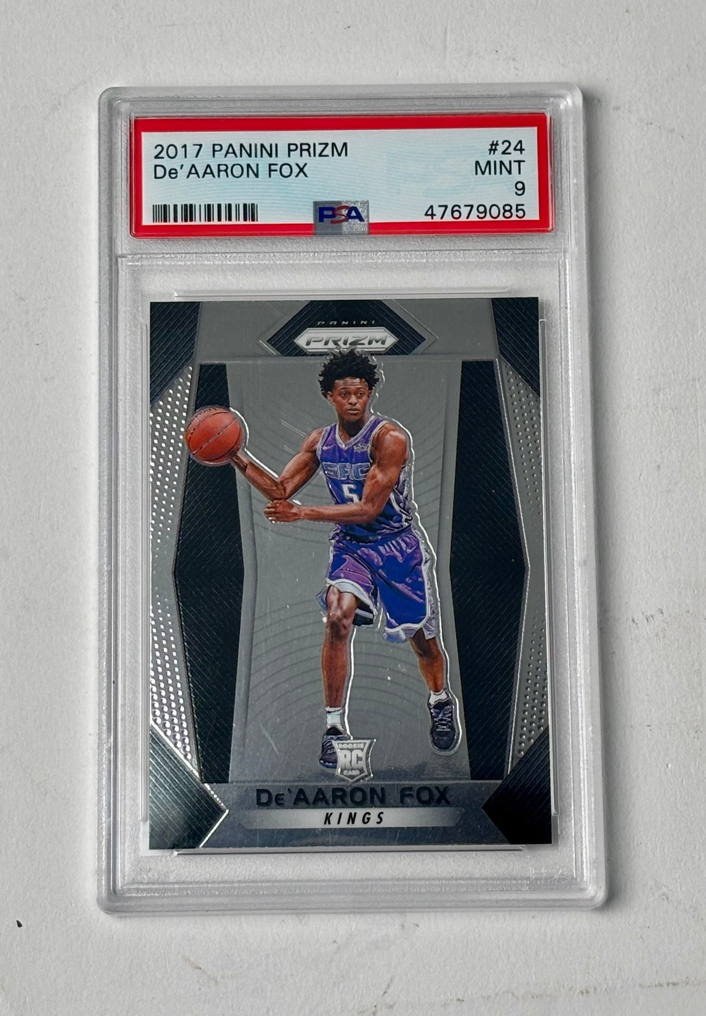 2017 Panini Prizm #24 De'Aaron Fox Rookie RC PSA 9 - 47679085