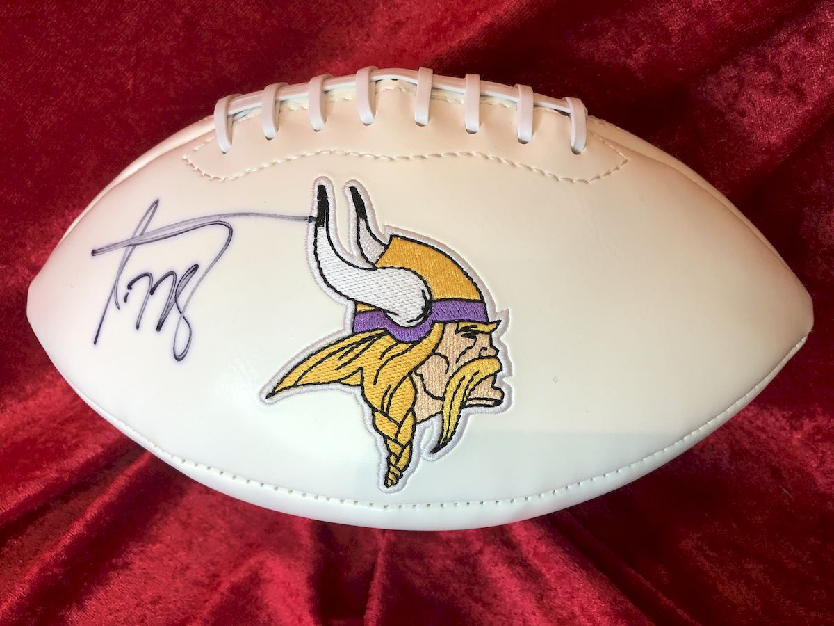 Adrian Peterson Vikings Certified Authentic Autographed Football Shadowbox