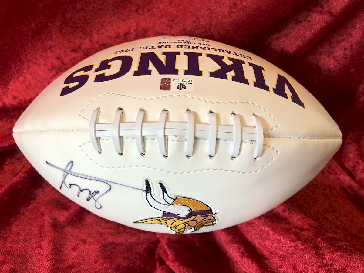 Adrian Peterson Vikings Certified Authentic Autographed Football Shadowbox