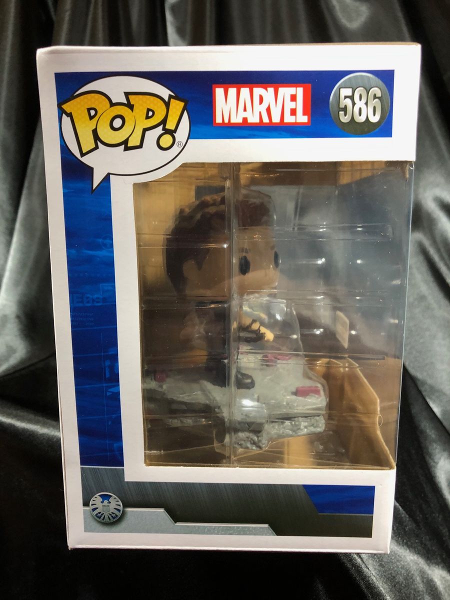 Avengers Assemble- Amazon Exclusive Hawkeye Deluxe Pop 586