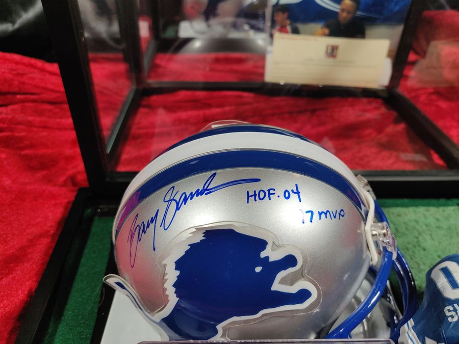 Barry Sanders Lions Autographed Mini Helmet Shadowbox w/ Jersey Card and Figure