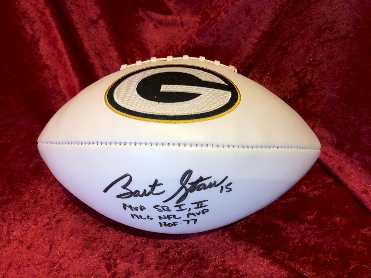 Bart Starr Packers Certified Authentic Autographed Football Shadowbox