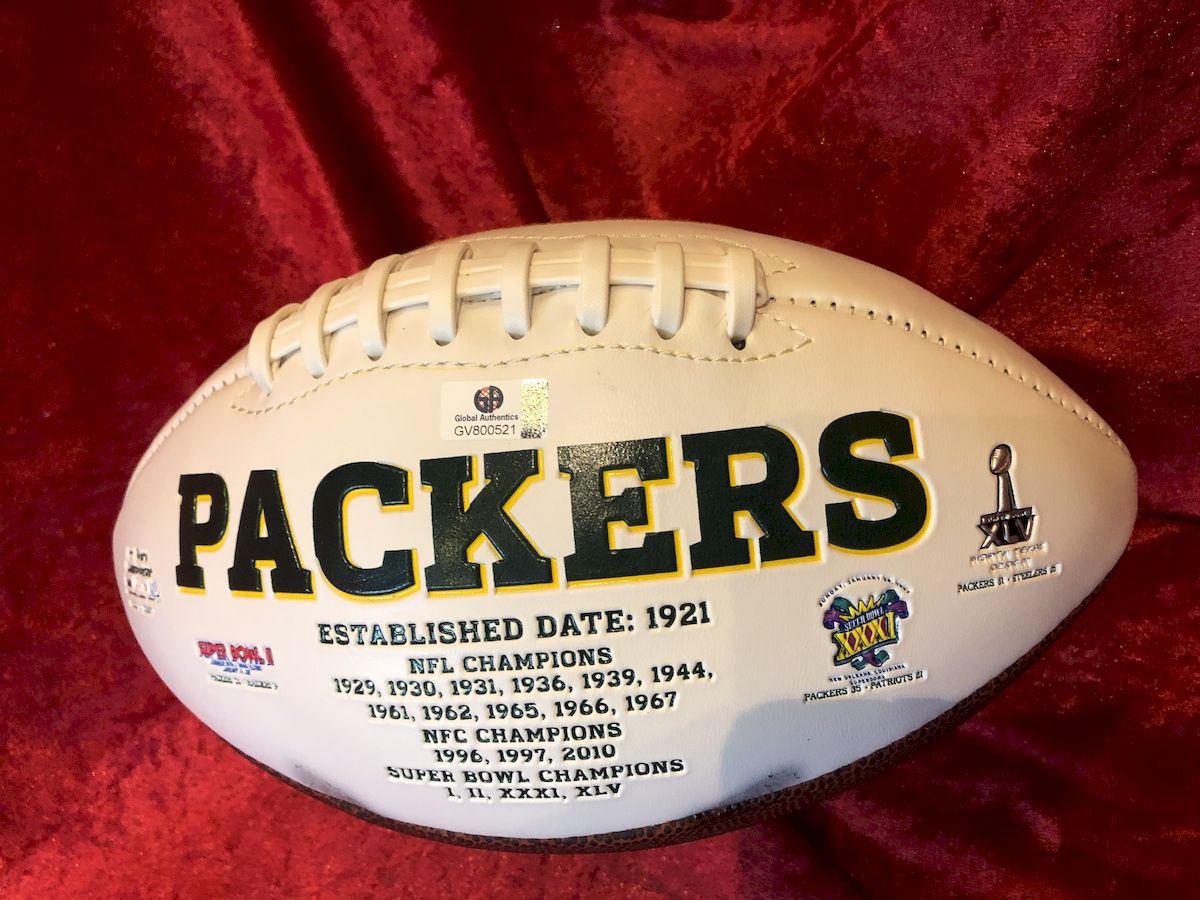 Bart Starr Packers Certified Authentic Autographed Football Shadowbox