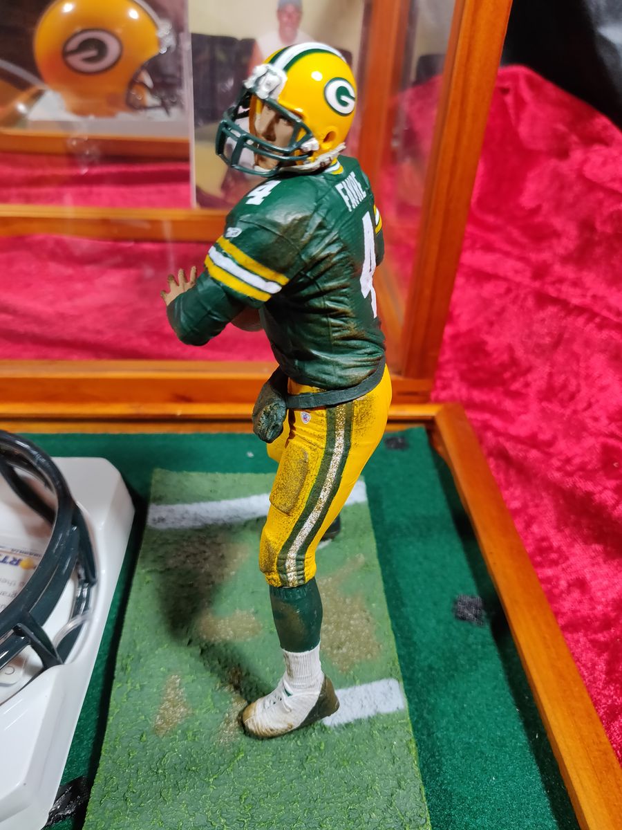 Brett Favre Green Bay Packers Autographed Mini Helmet Shadowbox w/ Card + Figure