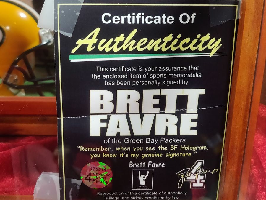 Brett Favre Packers Signed Mini Helmet Shadowbox w/ Jersey Card & Figure
