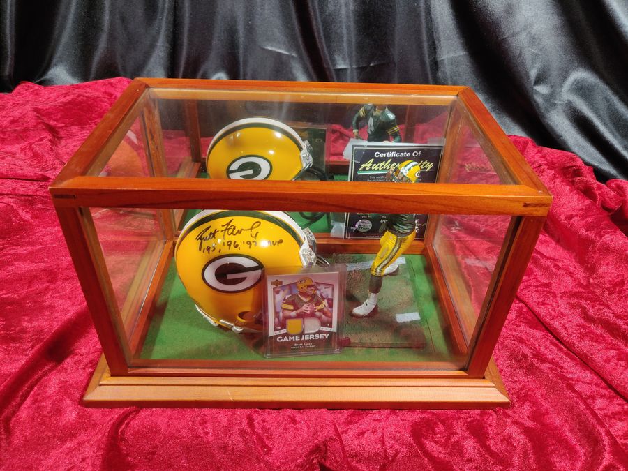 Brett Favre Packers Signed Mini Helmet Shadowbox w/ Jersey Card & Figure