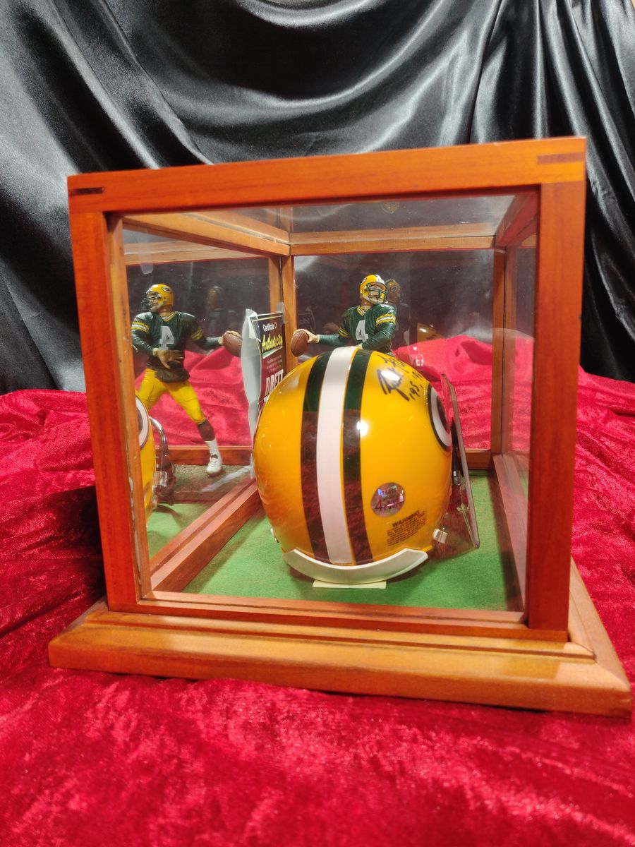 Brett Favre Packers Signed Mini Helmet Shadowbox w/ Jersey Card & Figure