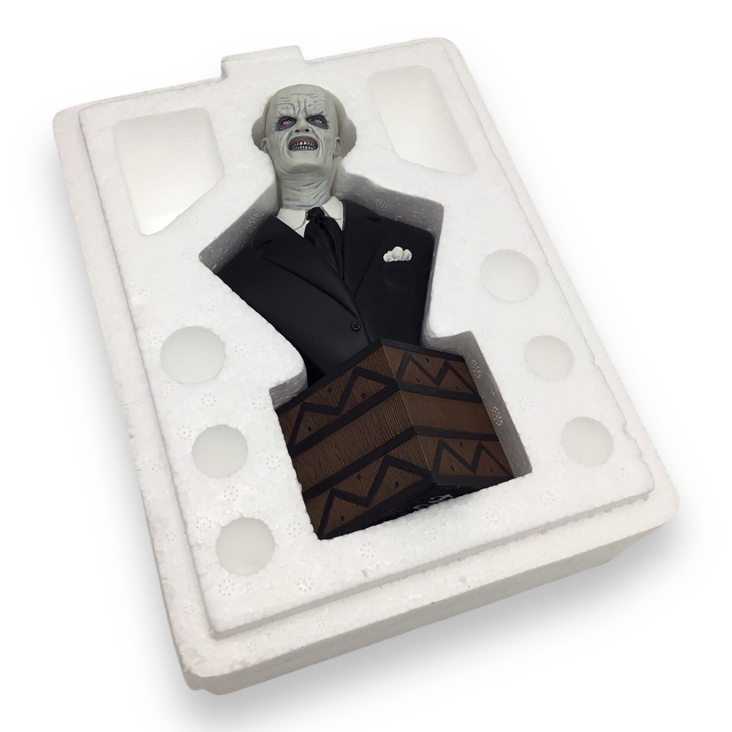 Buffy the Vampire Slayer “The Gentlemen” Limited Edition Bust by Diamond Select Toys