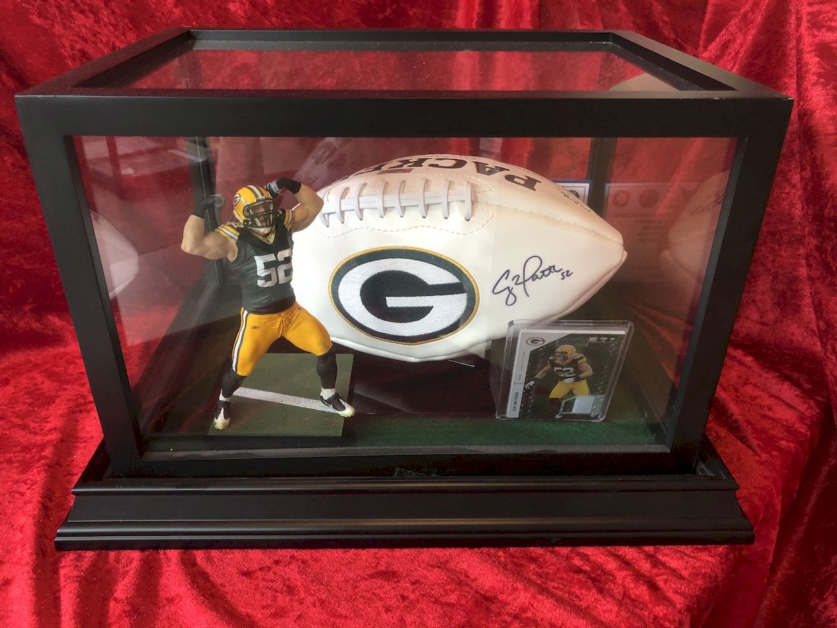 Clay Matthews Green Bay Packers Mini Helmet Card Display