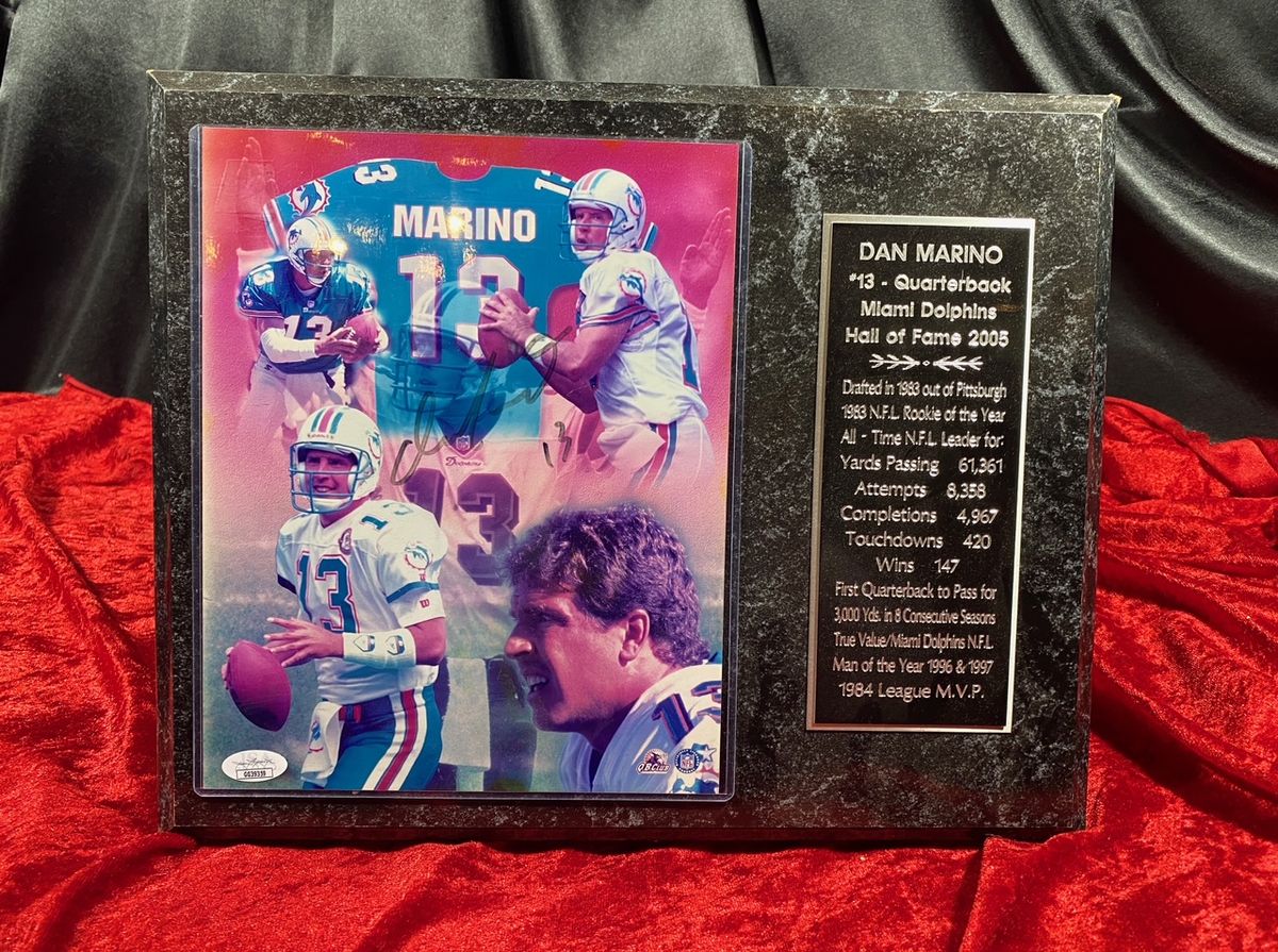 Dan Marino Autographed Photo 8x10 Plaque Miami Dolphins JSA Certified NFL