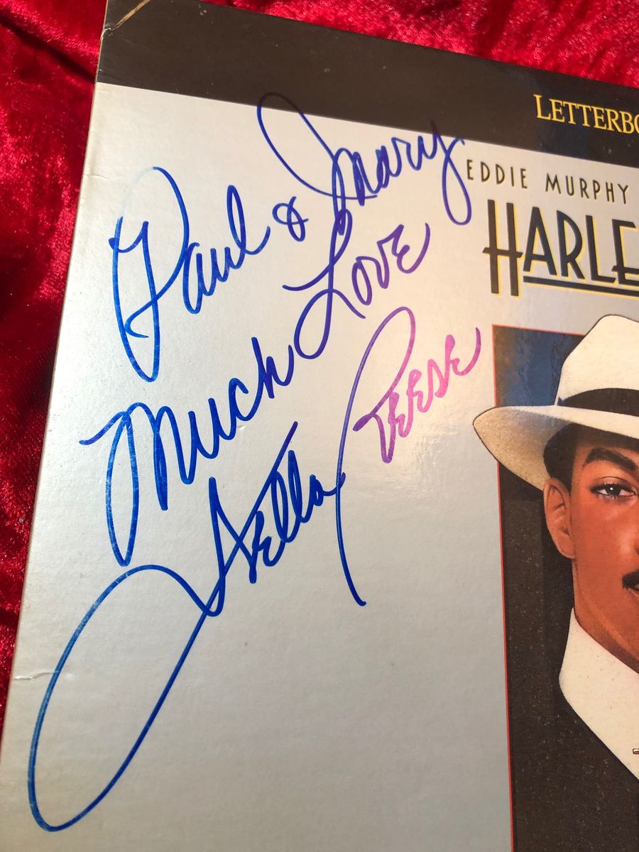 Della Reese Autographed Harlem Nights Videodisc with JSA
