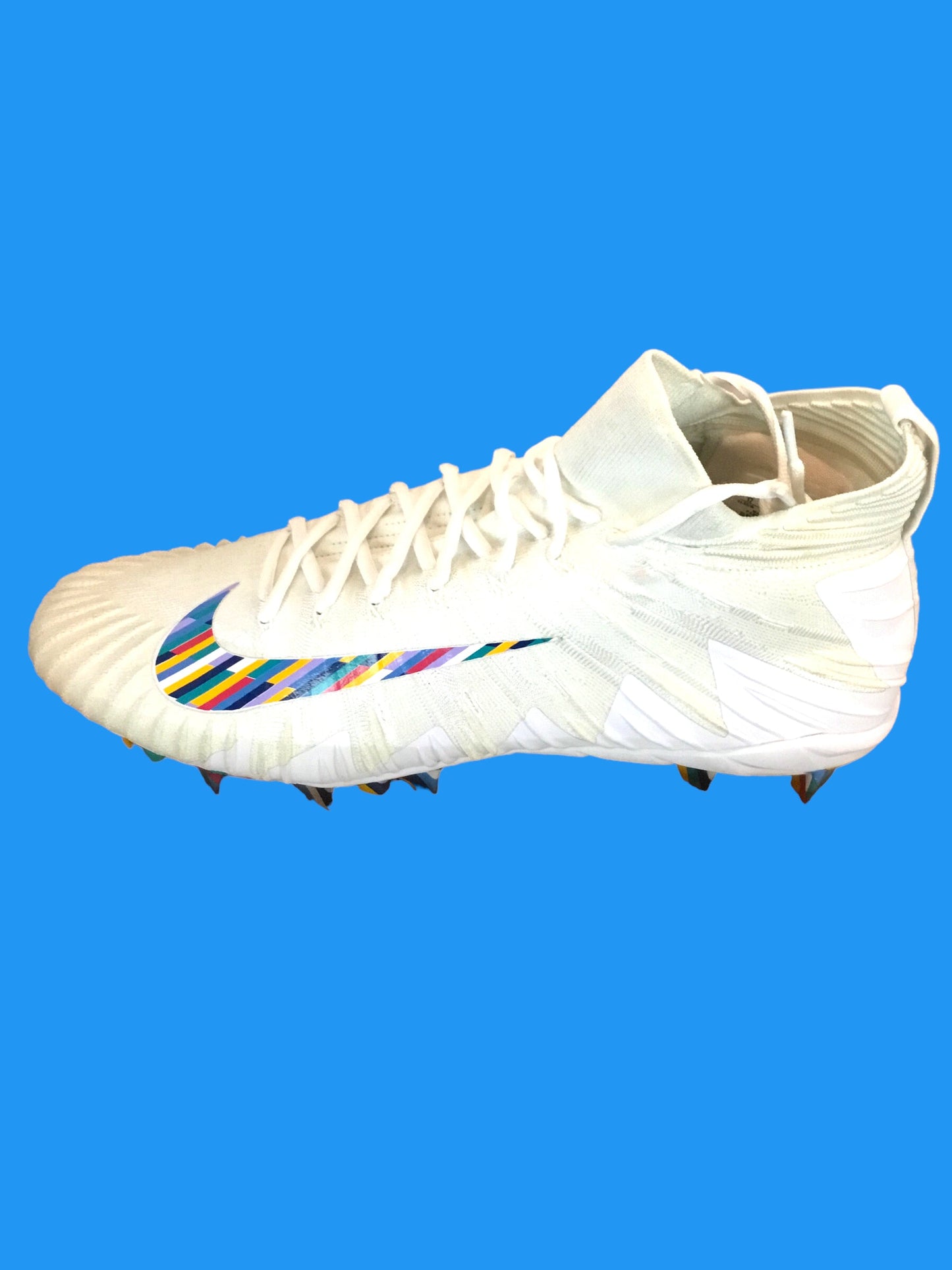 Derrick Henry Autographed Memorabilia Crucial Catch NFL Cancer Awareness Multicolor Ribbon Cleat Shoe