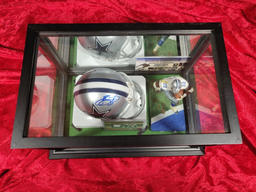 Emmitt Smith Cowboys Autographed Mini Helmet Shadowbox w/ Jersey Card –  Collectors Crossroads