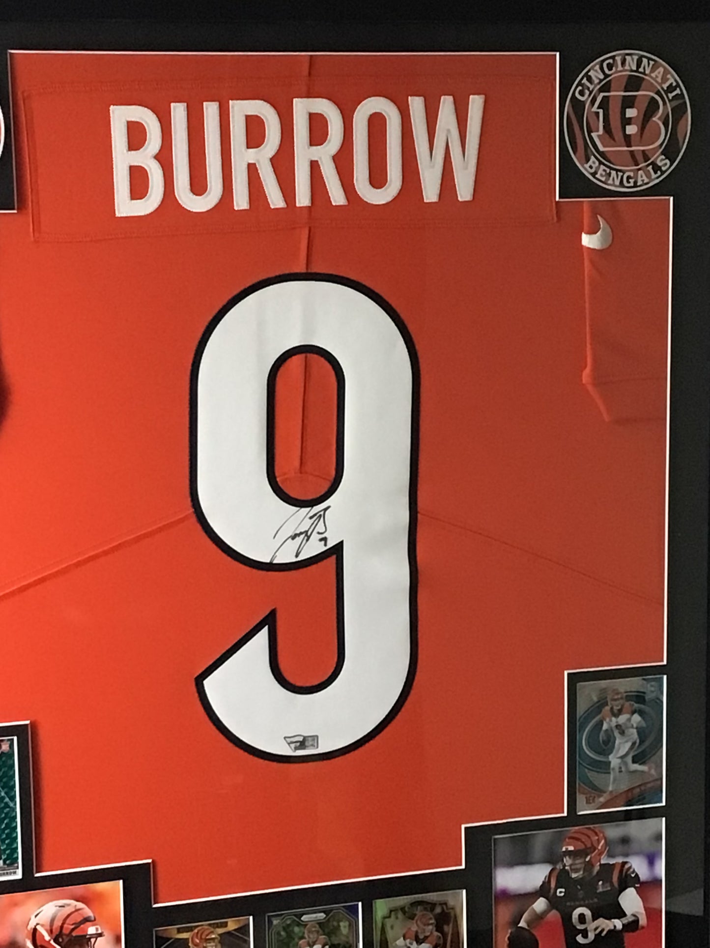 Framed Nike Joe Burrow Custom Signed Jersey Fanatics Certified w/ 4 Rookie cards 1 Insert