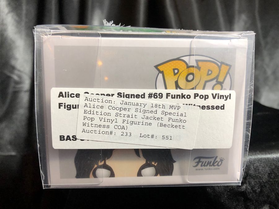 Funko POP! - Alice Cooper #69 Autographed Special Edition Figure