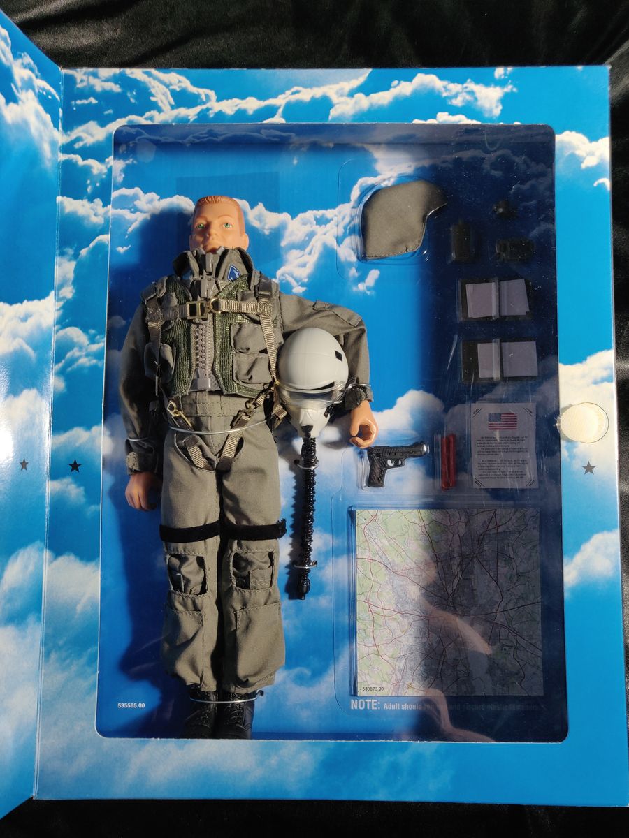 GI Joe Limited Edition F-15E Pilot FAO Schwarz Hasbro Sealed