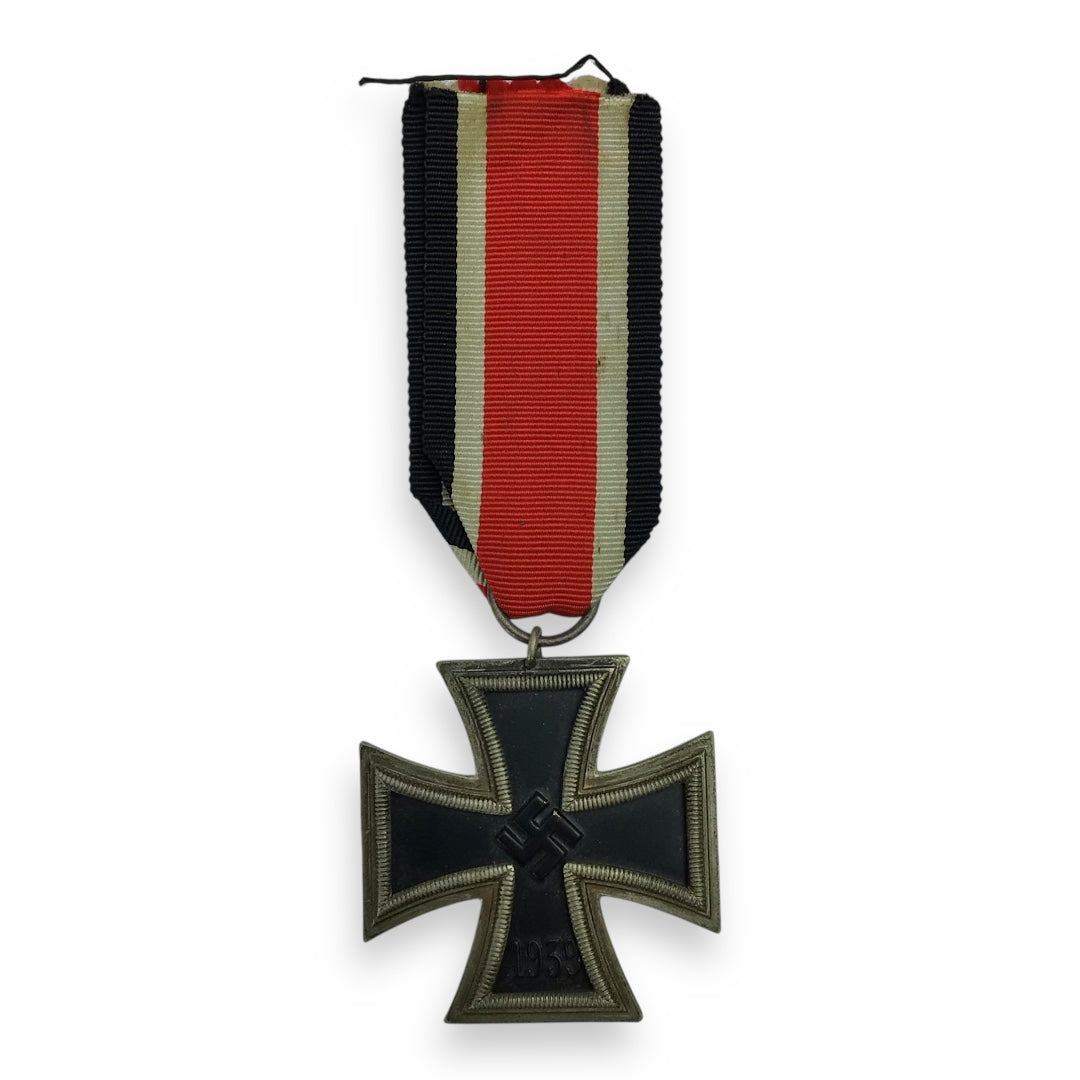 German WW2 Iron Cross 2nd Class w/ Ribbon & Unmarked Suspension Ring