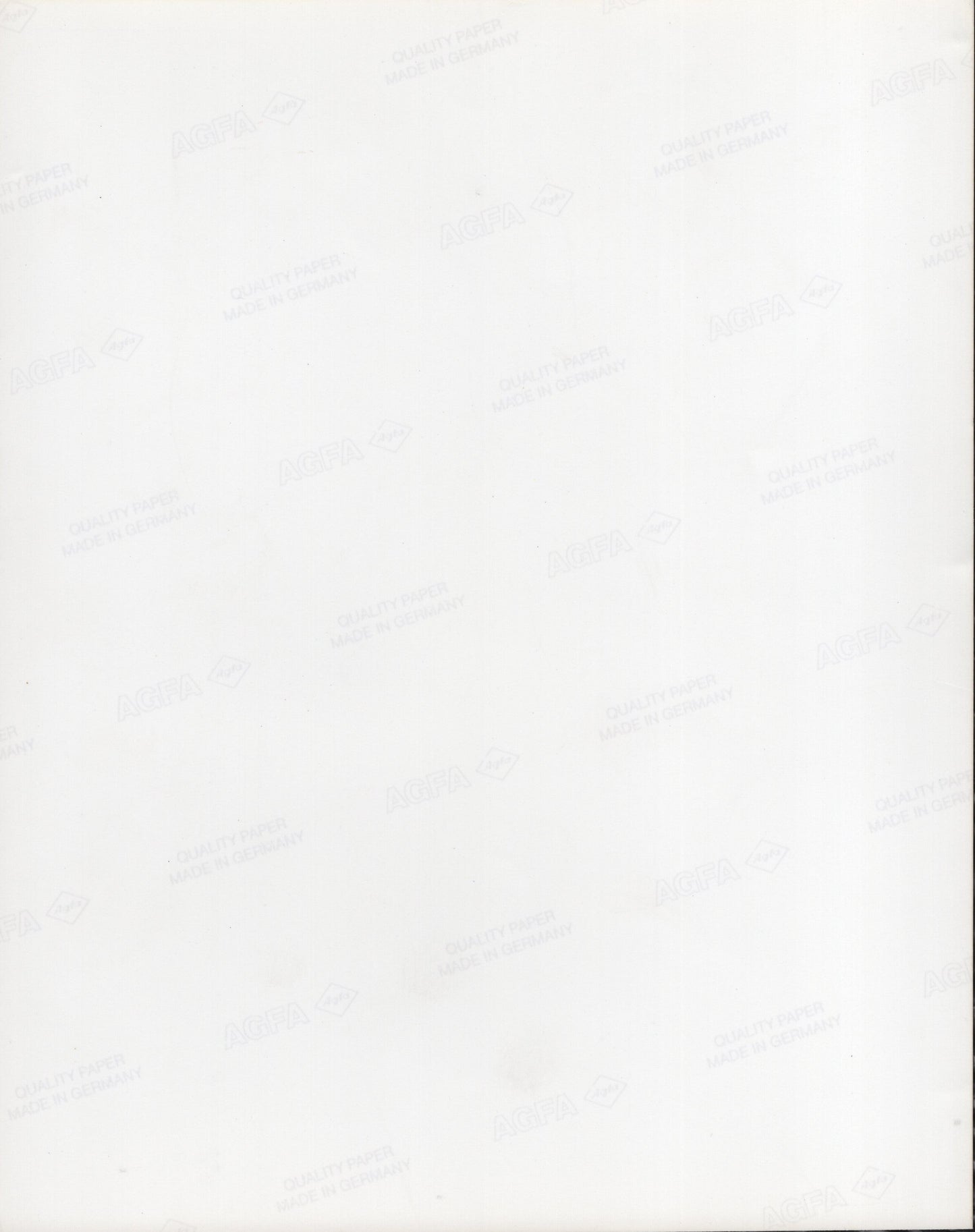 Goldie Hawn Signed Photo 8x10 JSA Certified Authentic QQ28750 Hollywood Legend