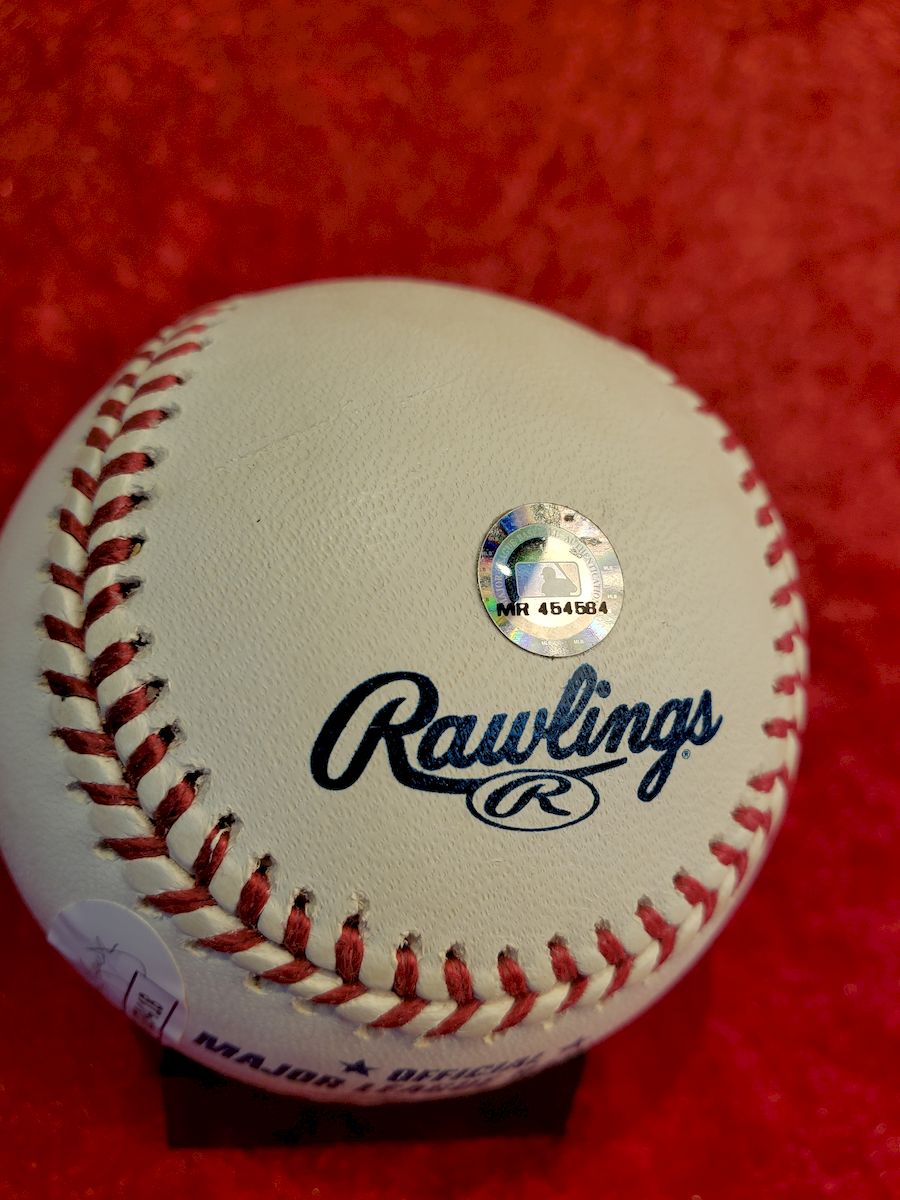 Greg Maddux Certified Authentic Autographed Baseball Mark Prior & Kerry Wood