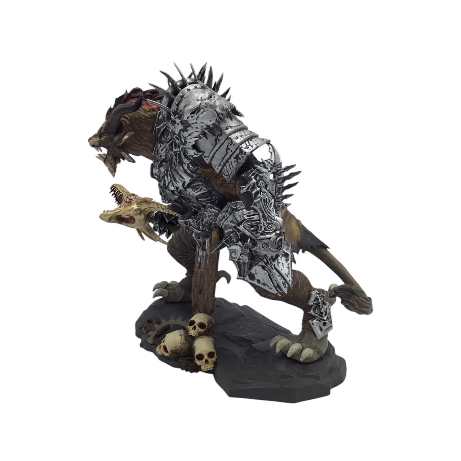 Guild Wars 2 Collector's Edition with Rytlock Statue in Box