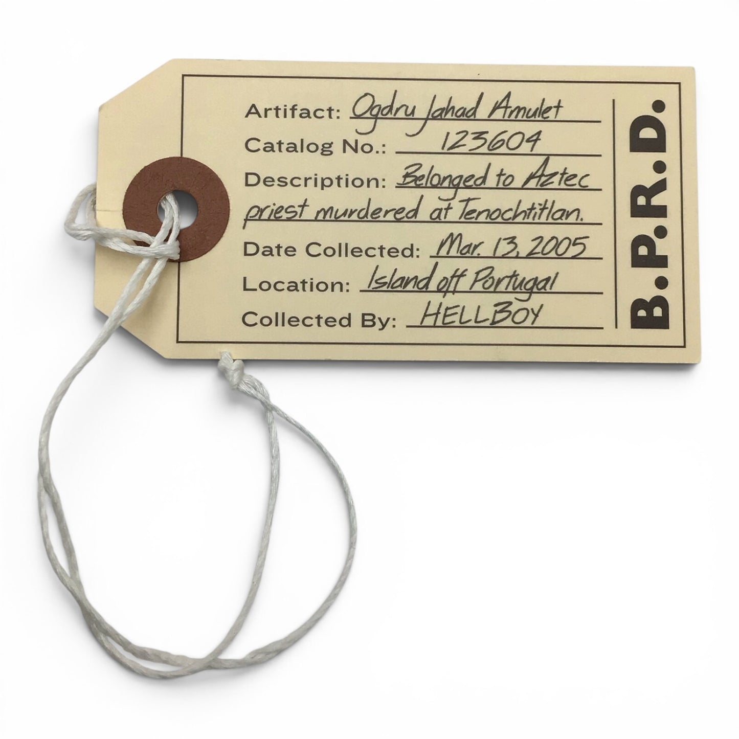 Hellboy B.P.R.D. Artifact Archive - Ogdru Jahad Amulet