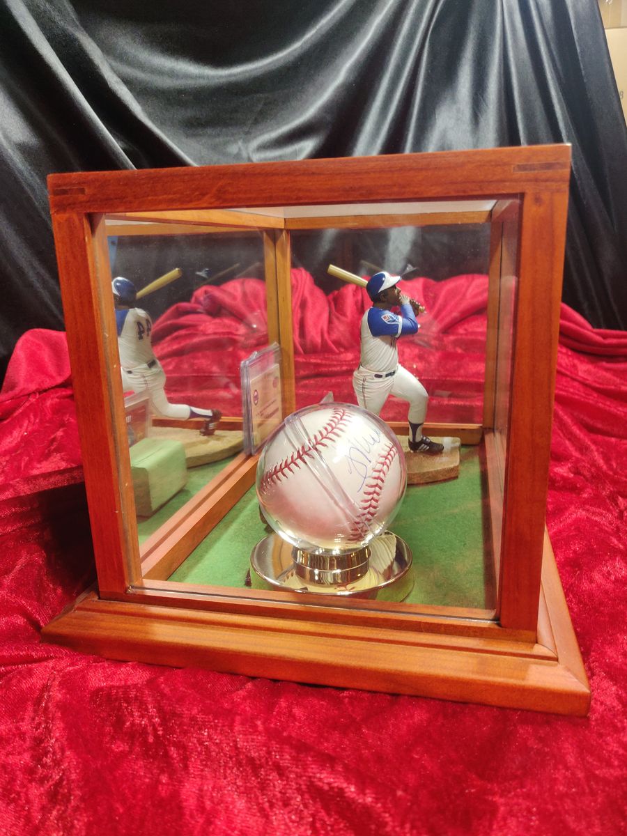 Henry Hank Aaron Shadowbox w/ Signed Baseball, Card, and Figure