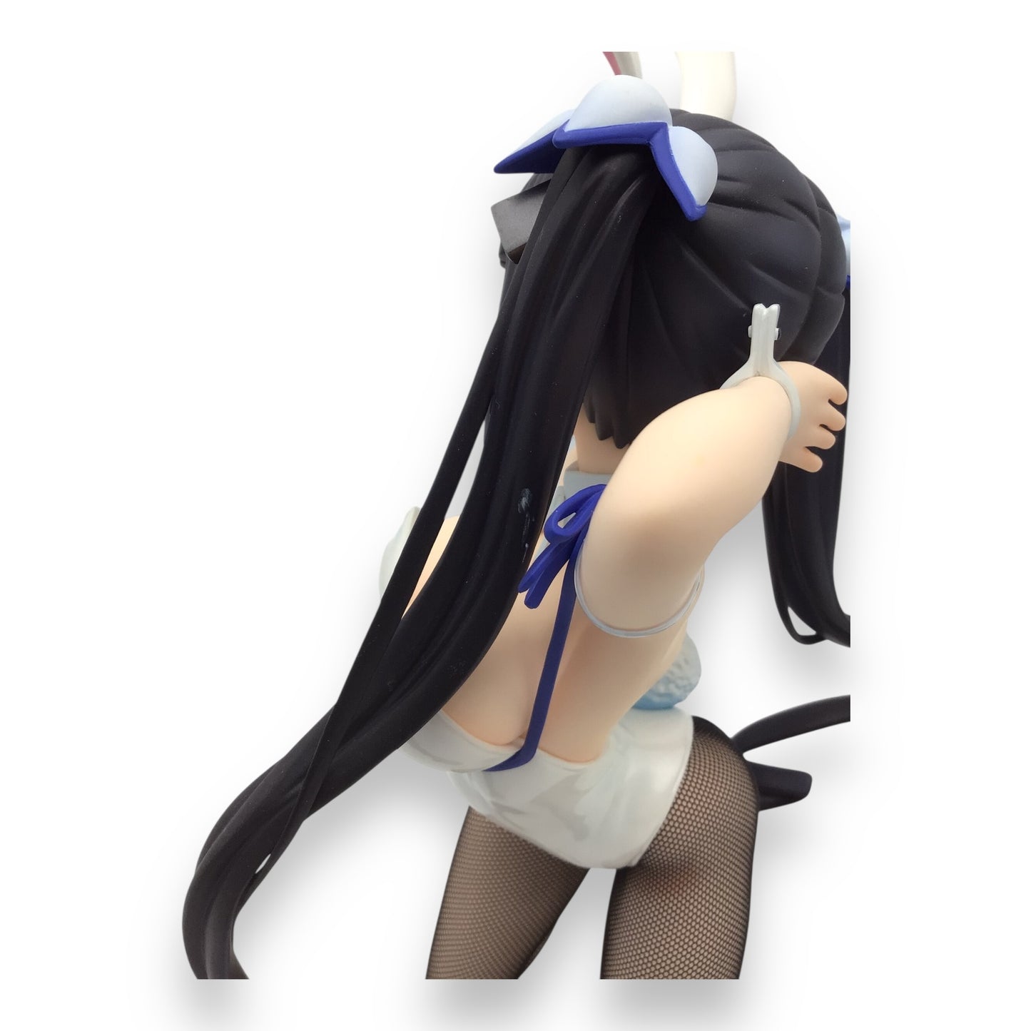 Hestia Bunny Version 1/4 Scale Figure - Is It Wrong to Try to Pick Up Girls in a Dungeon?