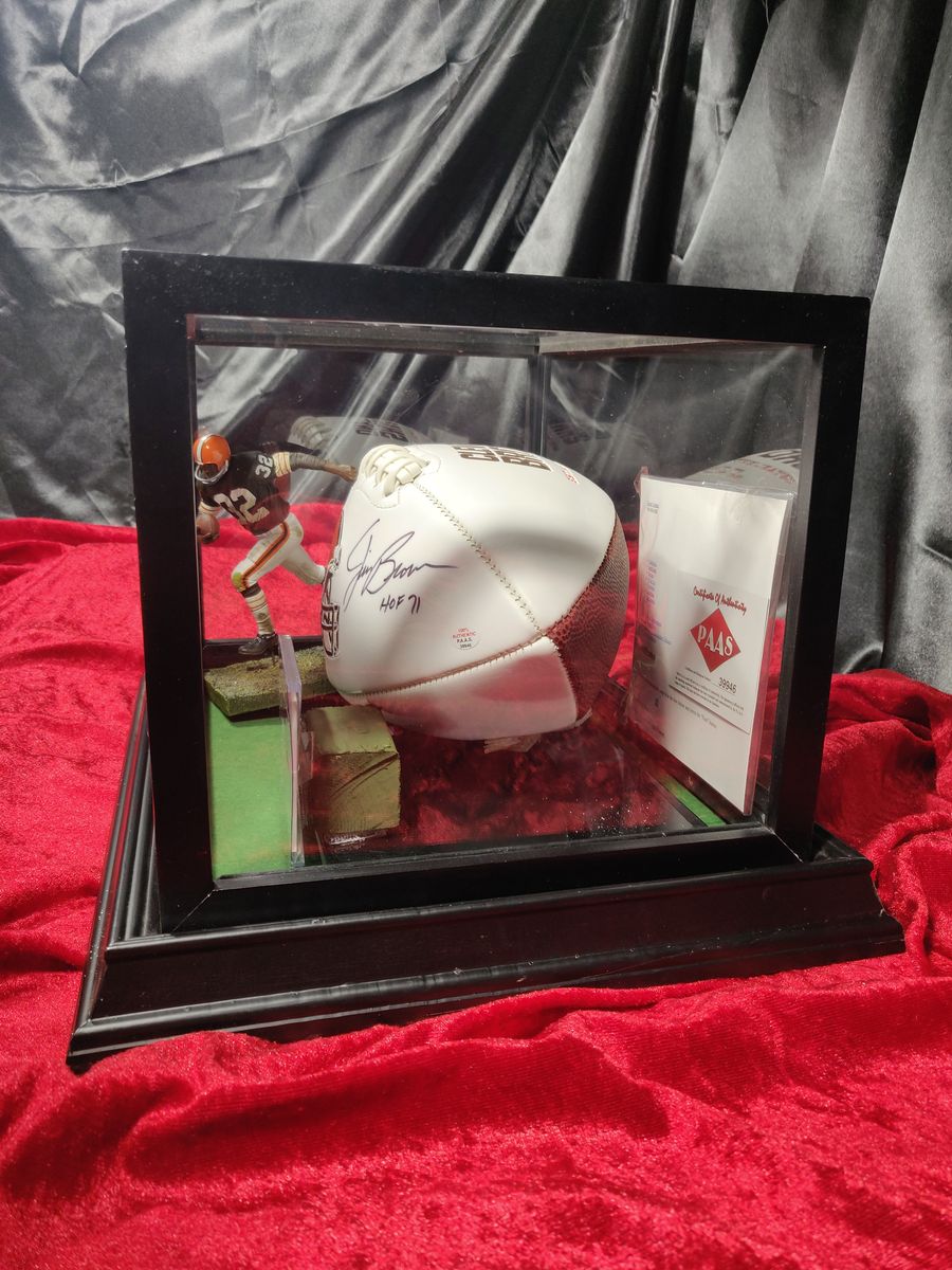 Jim Brown Autographed Football Cleveland Browns Shadowbox w/ Card & Figure
