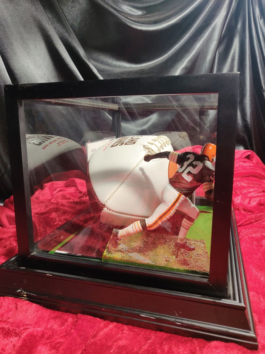 Jim Brown Autographed Football Cleveland Browns Shadowbox w/ Card & Figure