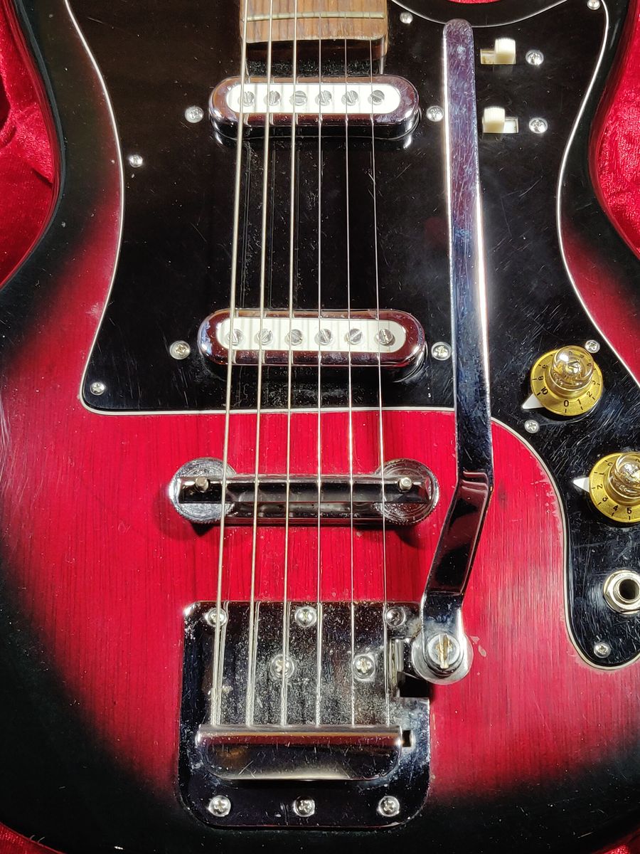 Kingston Electric Guitar 1960's Cherry Burst