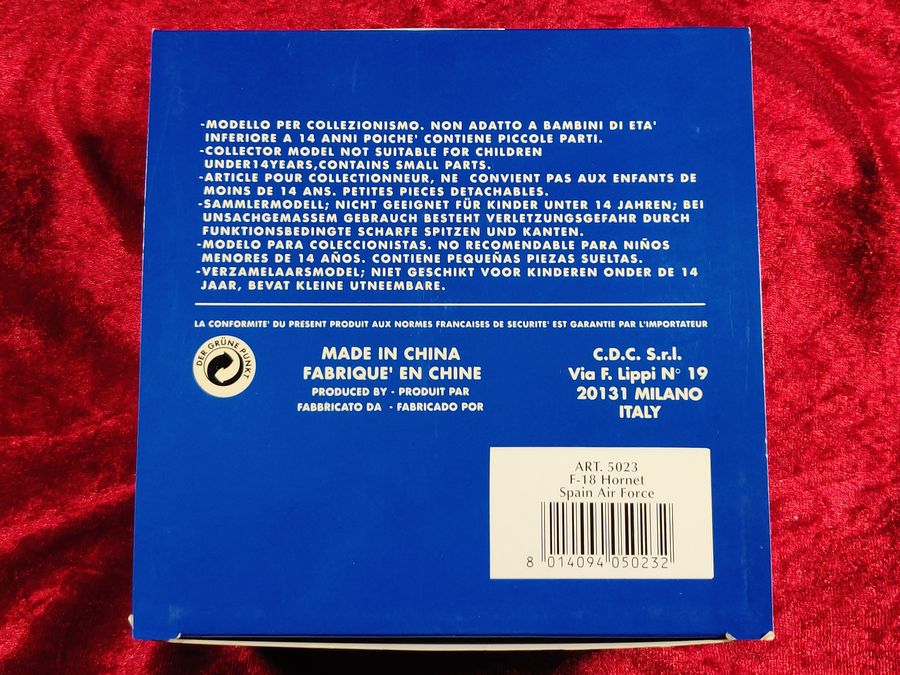METAL Armour Collection 1:100 F-18 Hornet Eagle Noseart 5023 Diecast Toy NIB