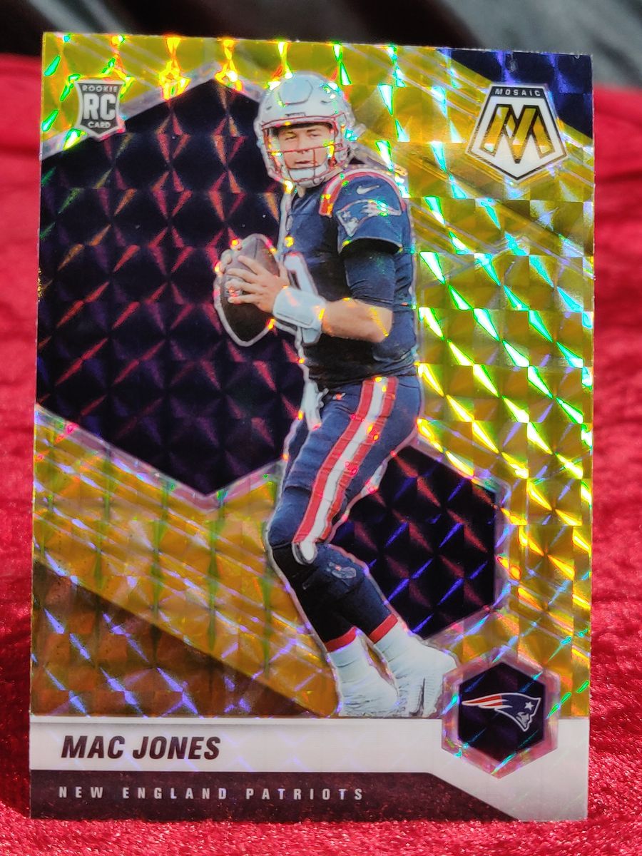 Mac Jones Rookie Gold Mosaic Rookie #306 Panini Prizm 2021