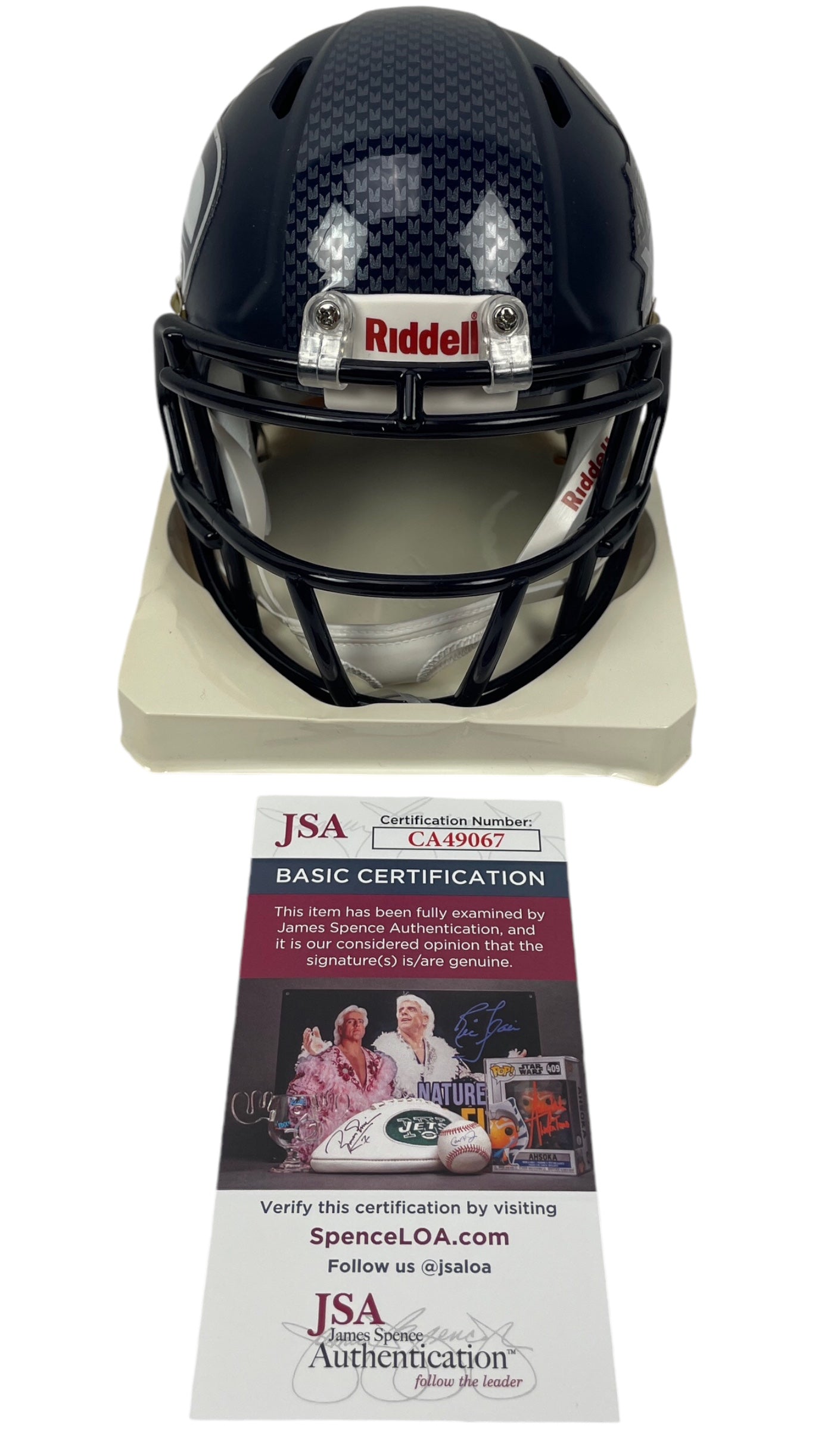 Marshawn Lynch Signed Riddell Mini Helmet Super Bowl XLVIII – Collectors Crossroads