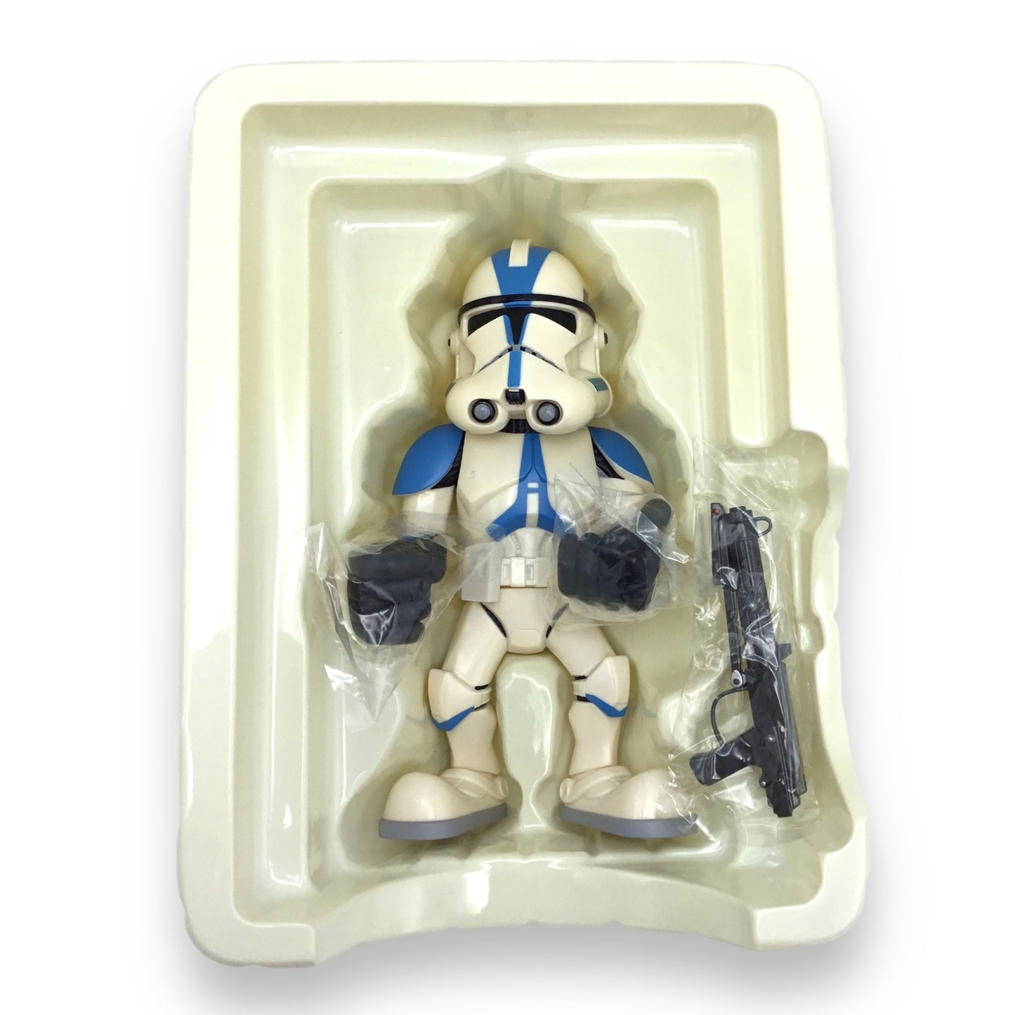 Medicom Star Wars Clone Trooper Vinyl Collectible Figure – VCD 2006 (Motor Ken / Hideaki Hatta Design)
