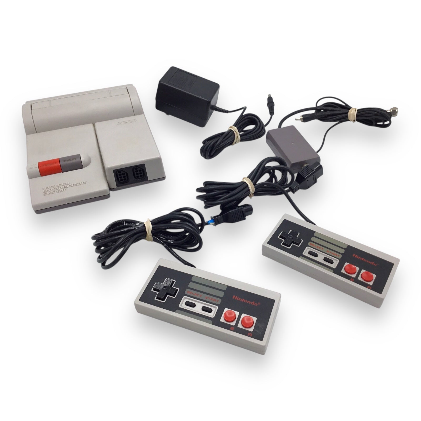 Nintendo NES Control Deck Top Loader NES-101 Console w/ 2 Controllers & Cables – Tested