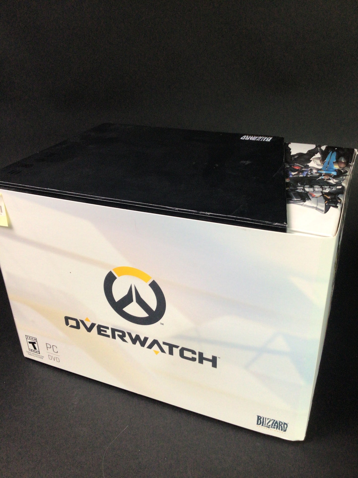 Overwatch Collector's Edition PC Complete Box Set with Soldier: 76 Statue