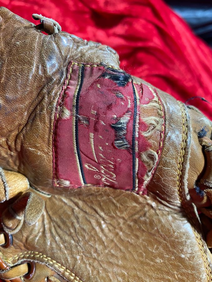 Rawlings Baseball Glove - Johnny Bench Right Catcher Rcm30