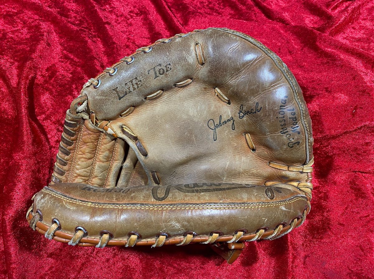 Johnny bench glove on sale