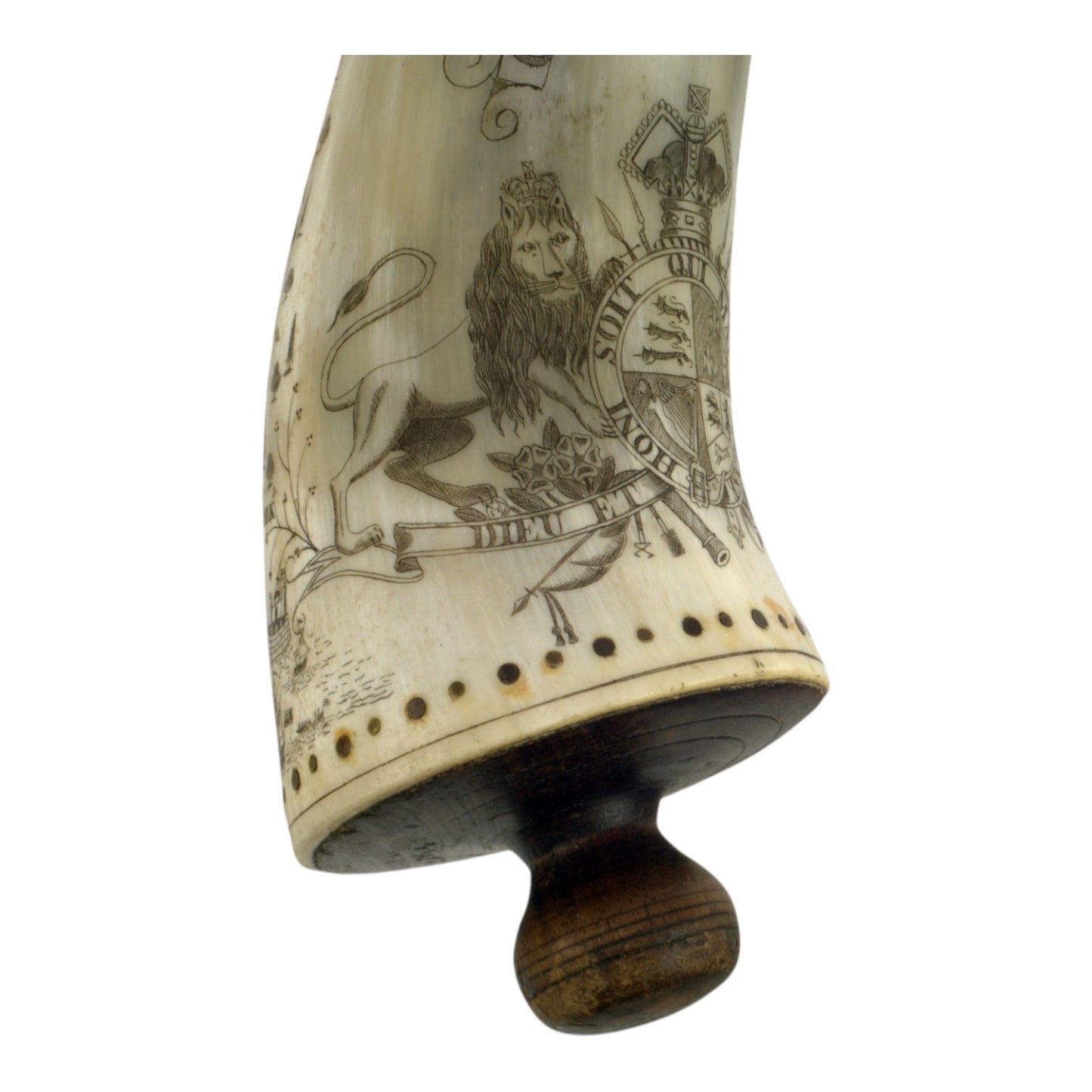 Revolutionary War Period Carved Scrimshaw Powder Horn