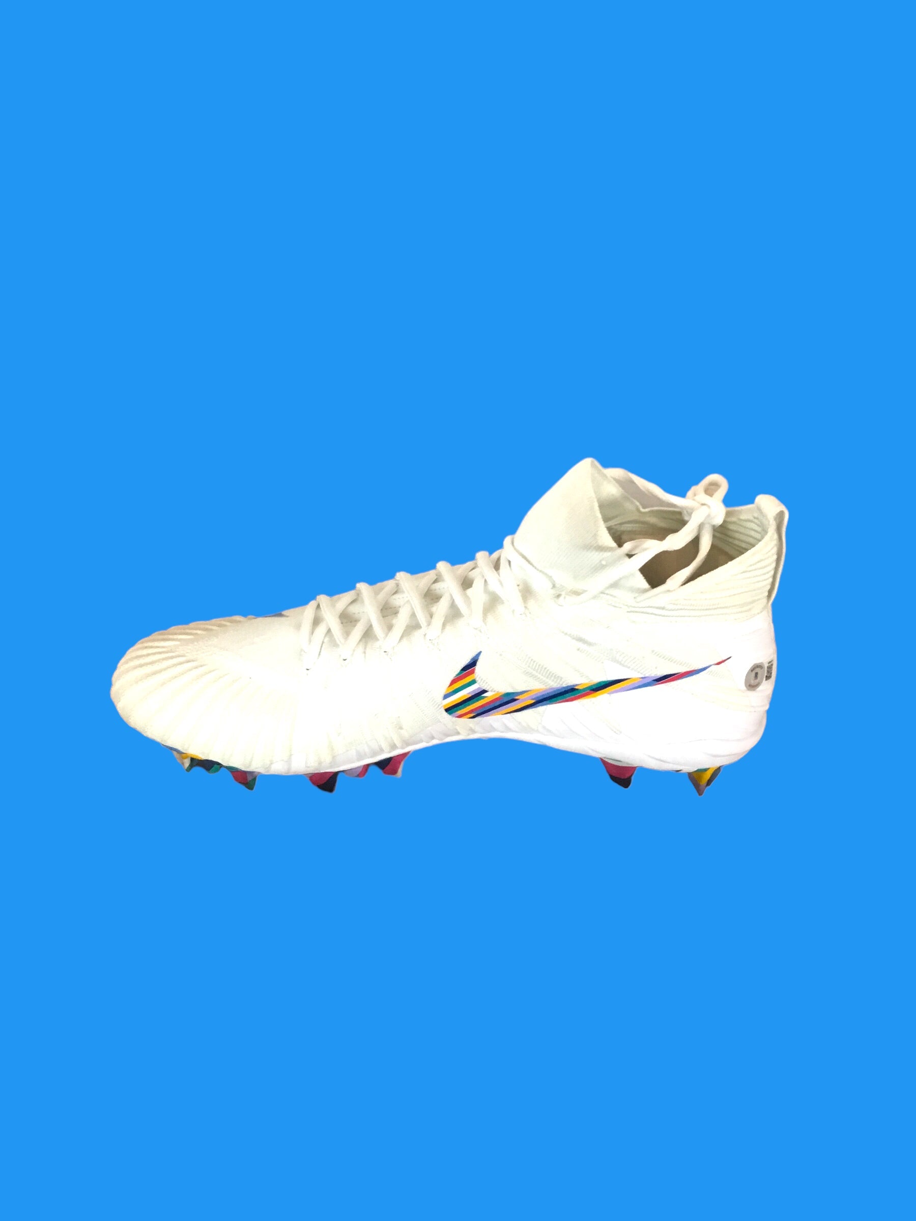 Stefon Diggs Autographe Memorabilia Crucial Catch NFL Cancer Awareness Multicolor Ribbon Cleat Shoe