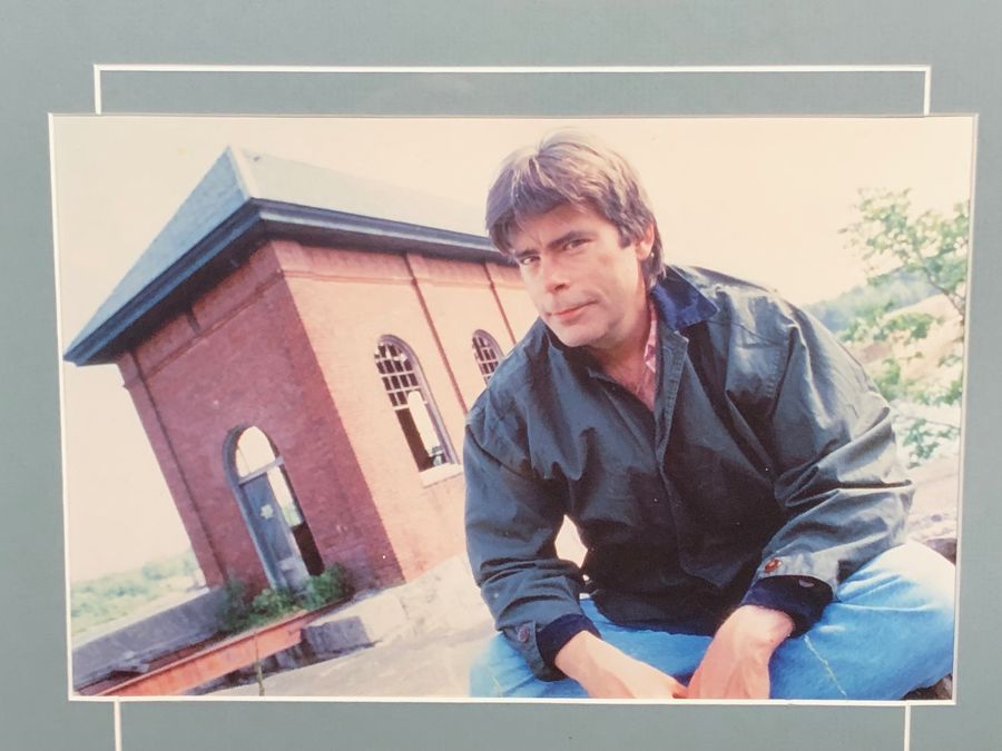 Stephen King autograph and period photo w/ JSA certification