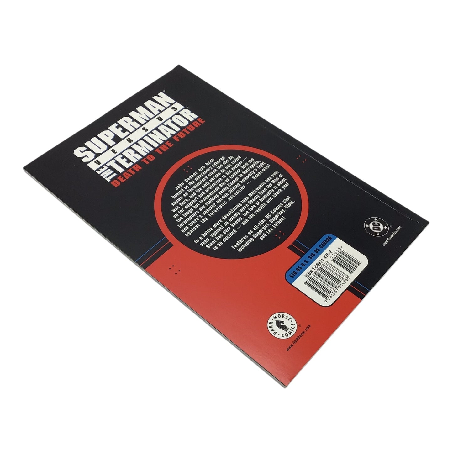 Superman vs. The Terminator: Death to the Future Paperback