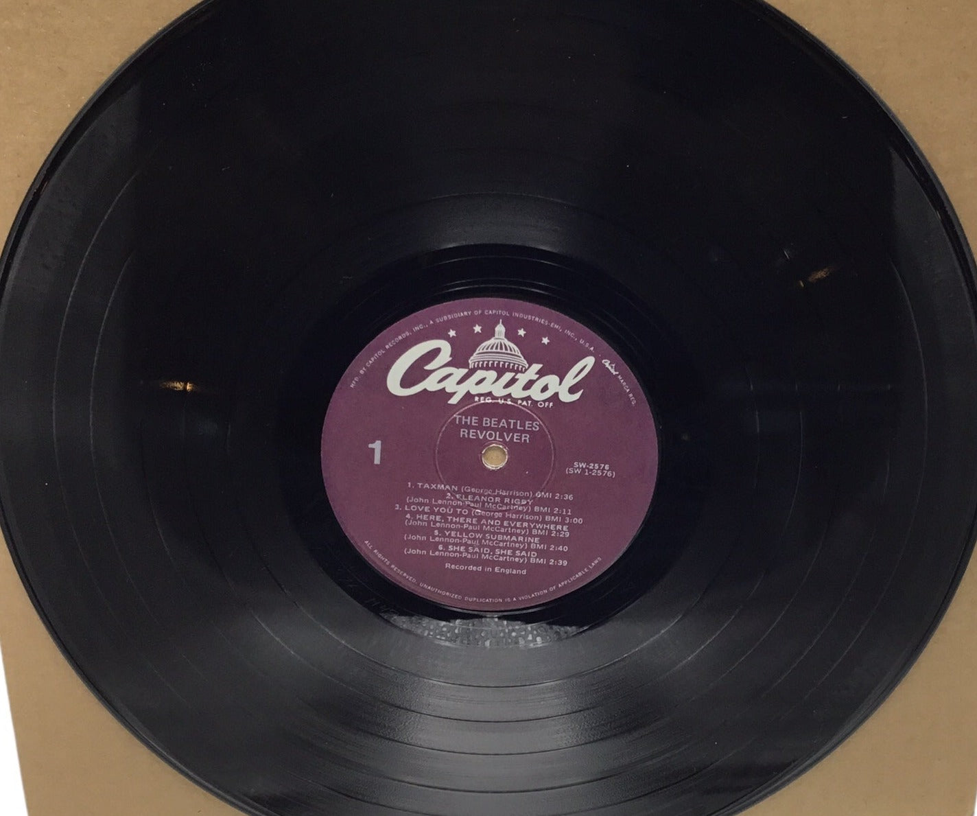 The Beatles 1976 US PRESS Revolver Vinyl LP Record Stereo SW2576 Purple Capital Label