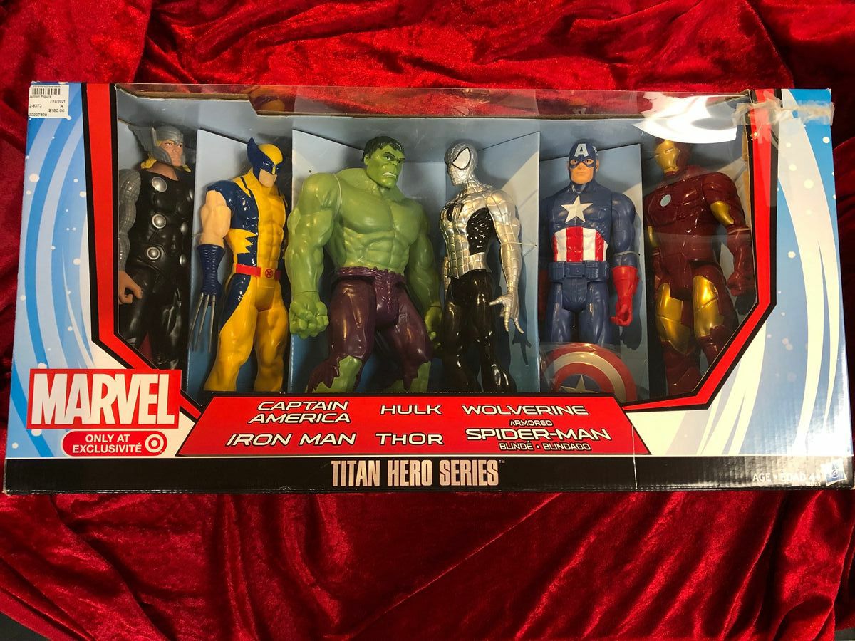 Titan on sale hero set