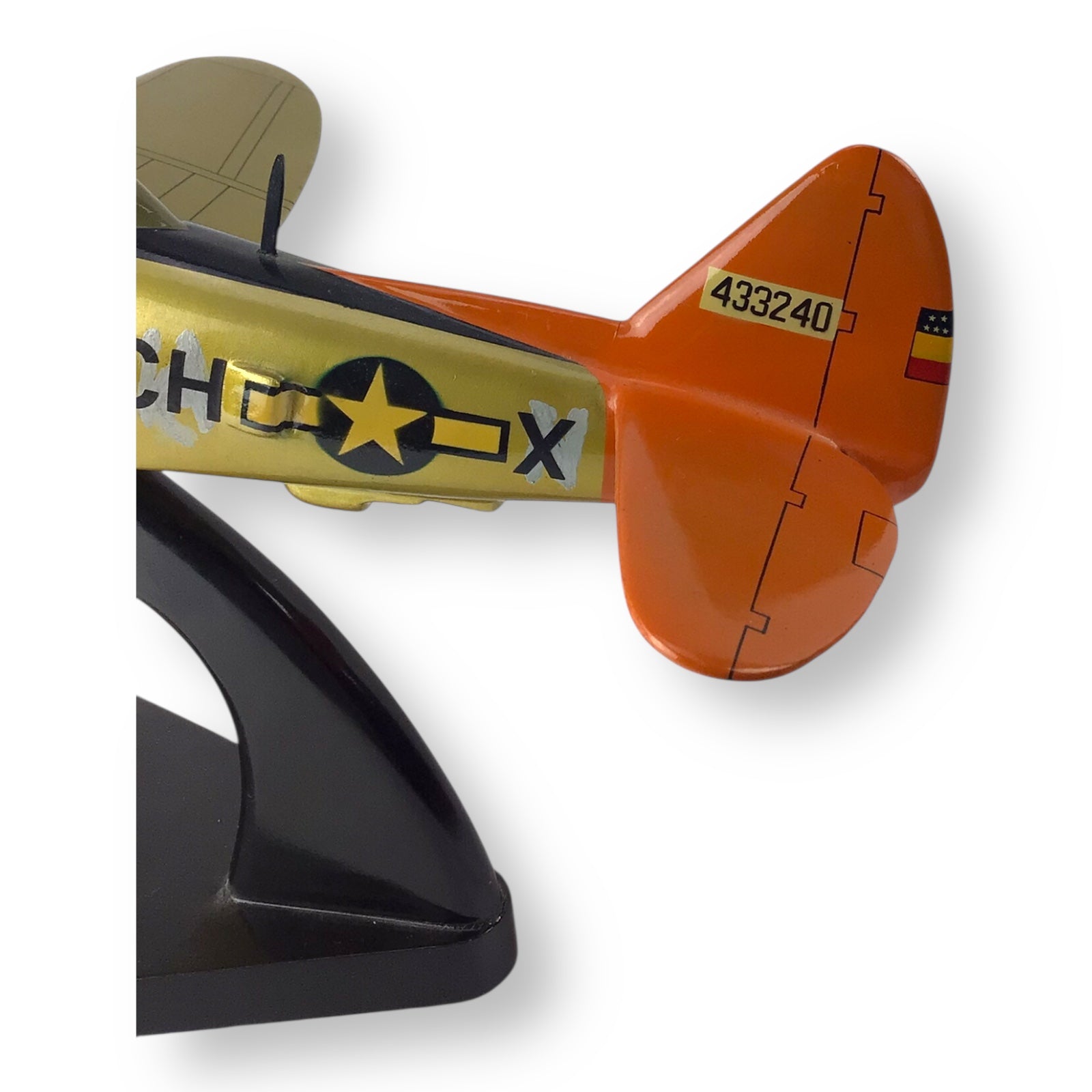 "Top Gun WWII" P-47 Thunderbolt Wooden Model Plane