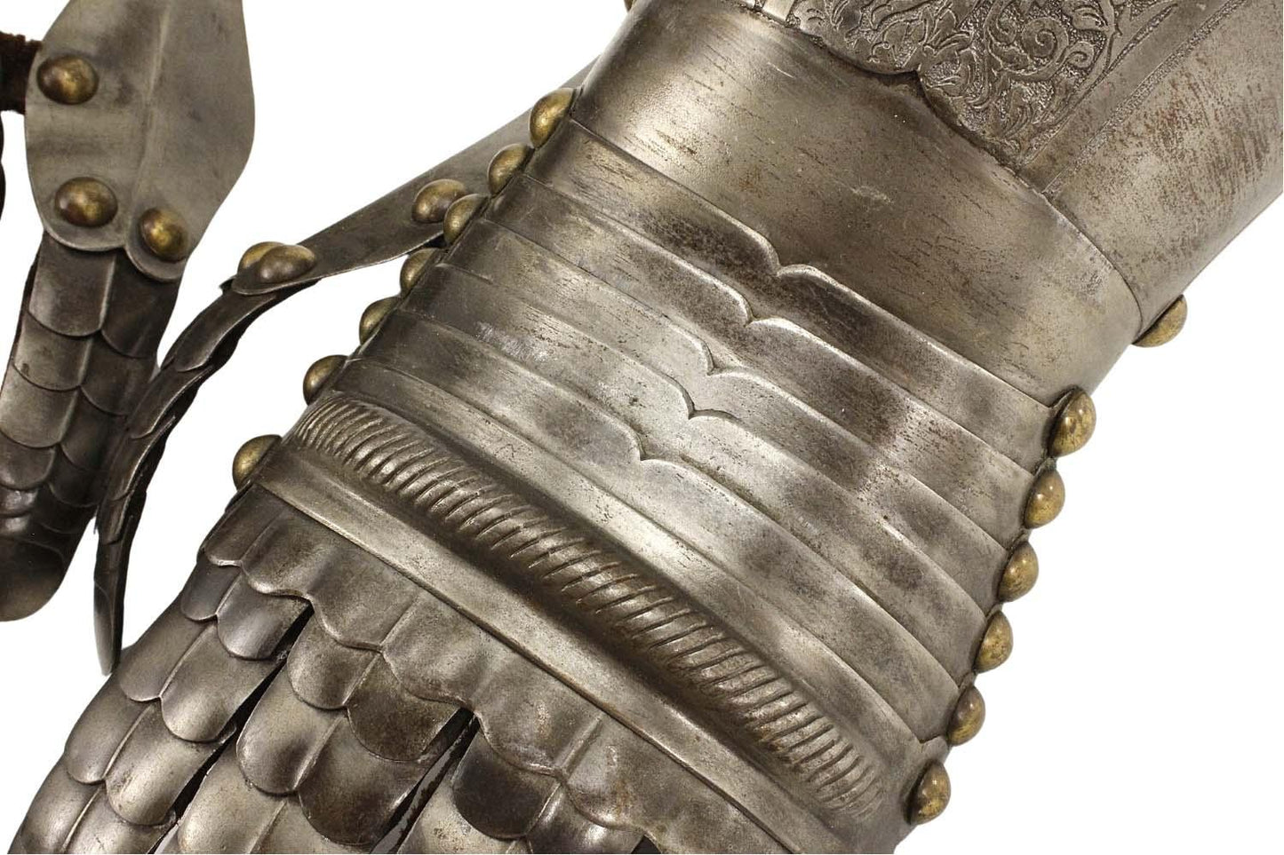 Victorian Knight’s Armor Gauntlets – 16th–17th C. Style w/ Etched Detail