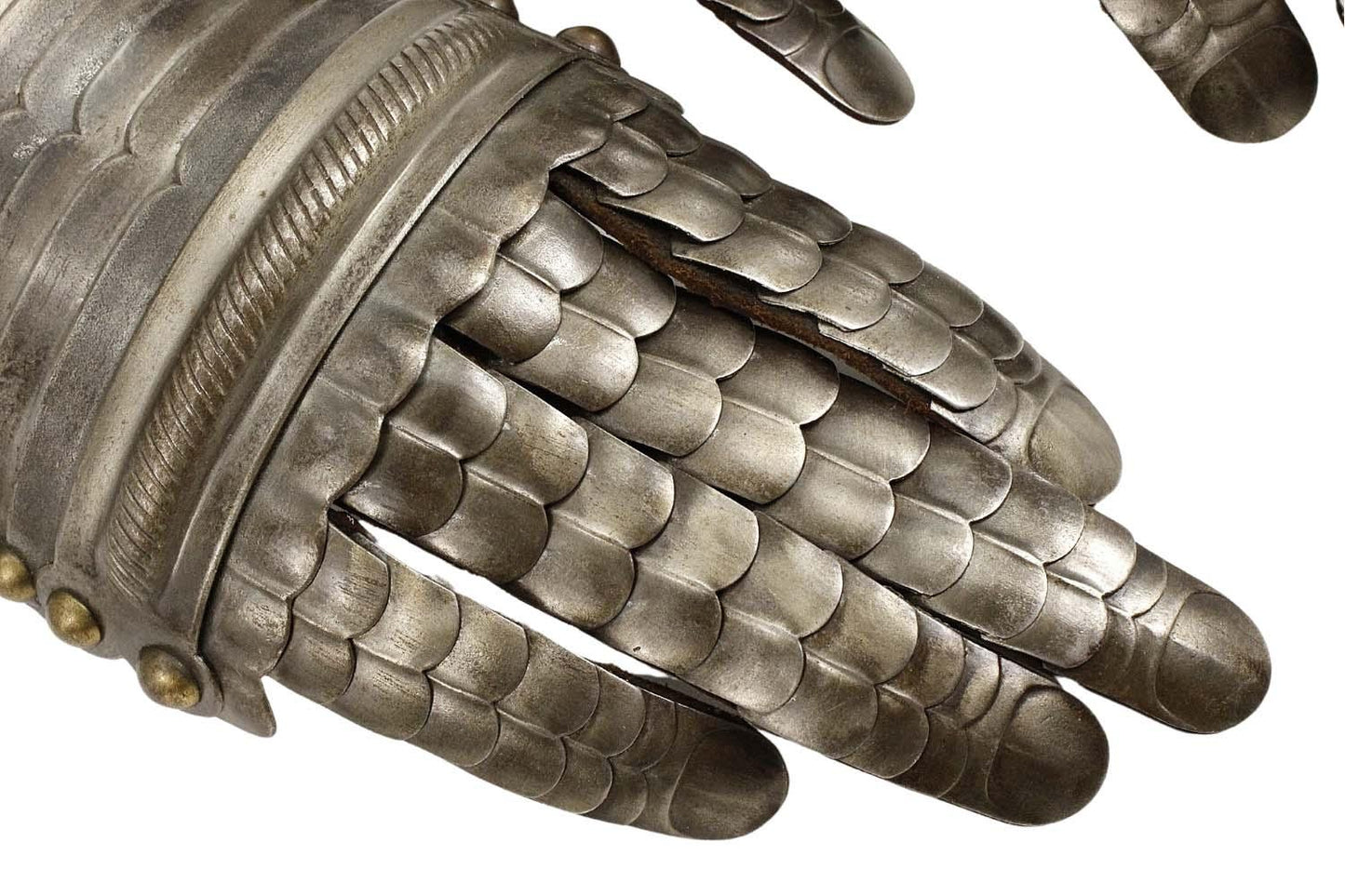 Victorian Knight’s Armor Gauntlets – 16th–17th C. Style w/ Etched Detail